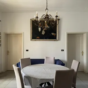 Venetian Mood: Secret Garden Apartment Venedig